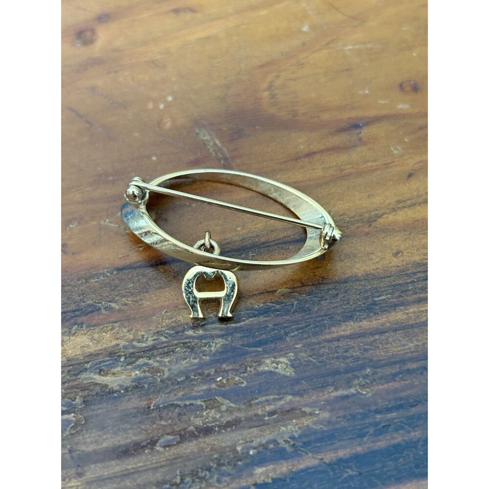 Vintage Gold Tone Aigner Brooch Pin 1” - Picture 6 of 8